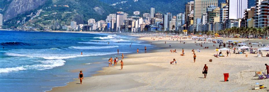 Copacabana Beach, Brazilië.jpg